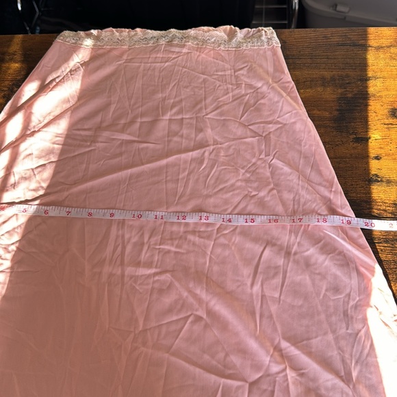 Vintage Peach Slip - Picture 9 of 9